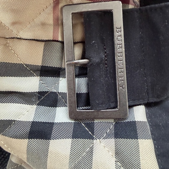 Burberry XS black winter trench coat with fur neck and belt - Picture 4 of 4